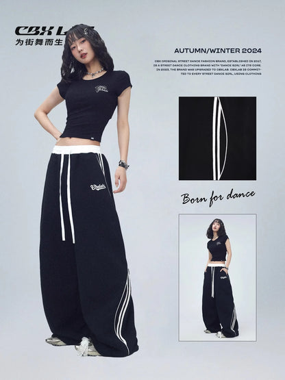 Baggy Streetwear Hip Hop Vibe