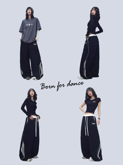 Baggy Streetwear Hip Hop Vibe