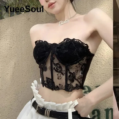 Collection de Tops en Dentelle